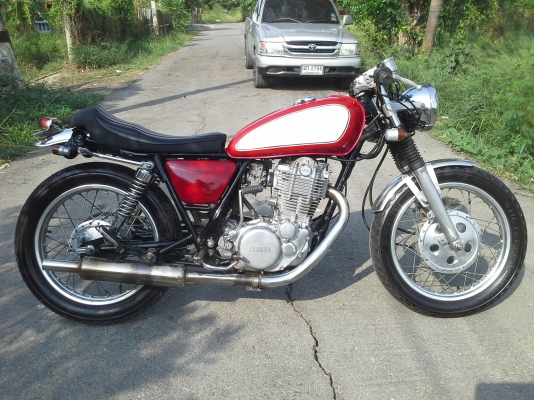 จัดให้ขาโจ๋แนวคาแฟ่ SR400cc.เลขเต็ม ปี99 ไฟติดครบเครื่องแน่นๆ.