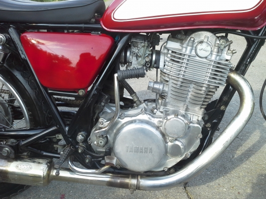 จัดให้ขาโจ๋แนวคาแฟ่ SR400cc.เลขเต็ม ปี99 ไฟติดครบเครื่องแน่นๆ.