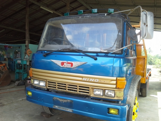 ขายด่วนรถเทเลอร์บรรทุกรถแบ็คโฮ Hino KT 725 2 เพลา เครือง EH700 มีสโล เบรคจิฟฟี่ พวงมาลัยพาวเวอร์ ยาง