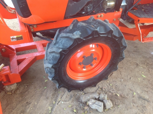 ปัญญาแทรคเตอร์มาแล้ว...จัดมาให้ คูโบต้า L3608 ใบมีดคานล่าง พร้อมโรตาลี่ตราช้าง. จัดส่ง จ.ร้อยเอ็ด