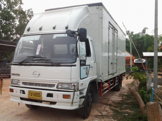 HINO   FF1JPKA  เครื่อง  JO8C  เครื่อง  210แรง  ตู้บรรทุก  ยาว7.30เมตร ยาง1000