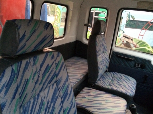 สิบล้อติดเครน ยูนิค. 3 ตัน สิบล้อติดเครน ยูนิค. 3 ตัน