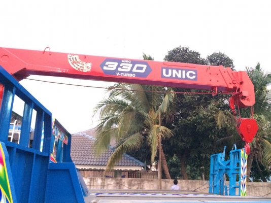 สิบล้อติดเครน ยูนิค. 3 ตัน สิบล้อติดเครน ยูนิค. 3 ตัน