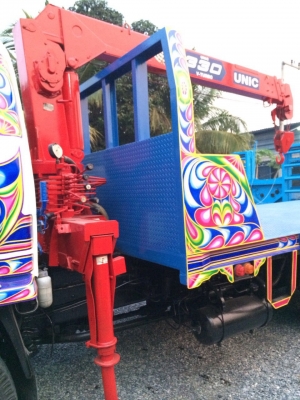 สิบล้อติดเครน ยูนิค. 3 ตัน สิบล้อติดเครน ยูนิค. 3 ตัน