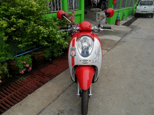 ฮอนด้า สกูปปี้ไอ ลายลิเวอร์พูล วิ่งน้อย เครื่องฟิตๆเอกสารครบ ฮอนด้า สกูปปี้ไอ ลายลิเวอร์พูล วิ่งน้อย เครื่องฟิตๆเอกสารครบ