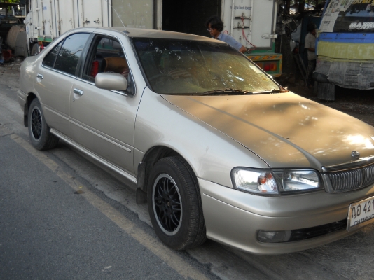 ขายSUNNY SALOON พร้อมใช้ครับ