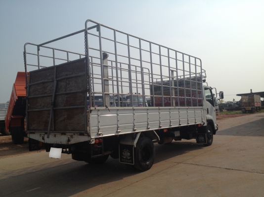 ขายครับสวยๆเลย รถห้างเดิมๆ ISUZU FRR เครื่อง 210 แรงระบบน้ำมัน กระบะคาร์โก้ รถห้างเดิม คัชซี MP1FRR พร้อมเล่มทะเบียนครับ