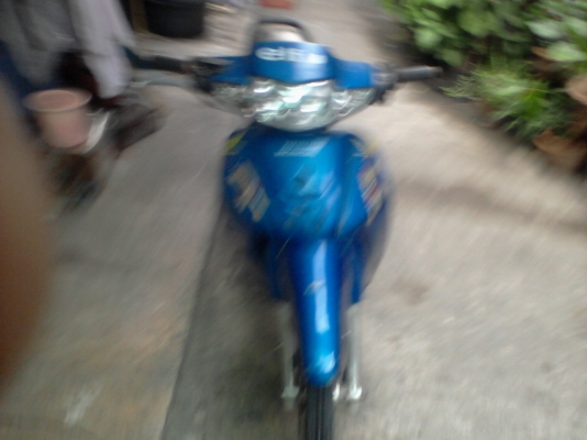 ขาย ฮอนด้า เวฟ 100 ตัวดีสหน้า สตาร์ทมือเครื่องติดขับได้มีเล่ม ราคา 9000 โทร 0895172080 เล่