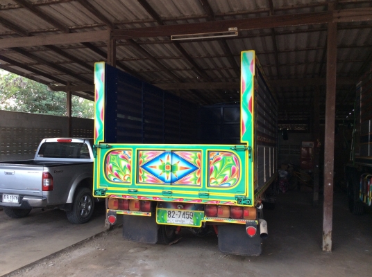 ขายกระบะดั้ม 6 ล้อ Hino FC ดั้มเกษตร แผงอลูมิเนียม พร้อมกระบอกดั้ม 4 ตัน สภาพใหม่ สีสวย ยาว 4.70 เมตร กว้าง 2.15 เมตร สูง 1.70 เมตร เจ้าของขายเอง จะยกลงต่อกระบะใหม่ วิ่งดิน ขายกระบะดั้ม 6 ล้อ Hino FC ดั้มเกษตร แผงอลูมิเนียม พร้อมกระบอกดั้ม 4 ตัน สภาพใหม่ สีสวย ยาว 4.70 เมตร กว้าง 2.15 เมตร สูง 1.70 เมตร เจ้าของขายเอง จะยกลงต่อกระบะใหม่ วิ่งดิน