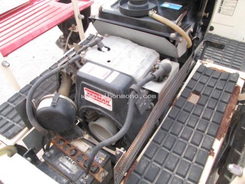 ประหยัดแรง!!! รถปลูกข้าวดำนาแบบนั่งขับ รหัสสินค้า : 13001262  ยี่ห้อ : YANMAR รุ่น : APR5G