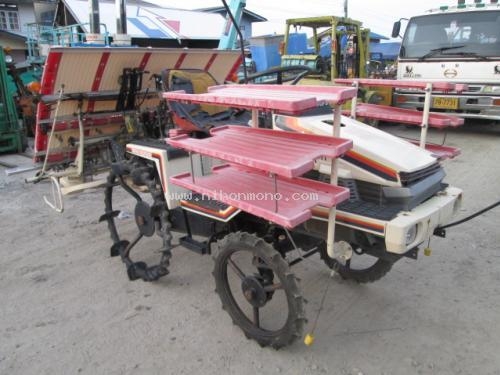 ประหยัดแรง!!! รถปลูกข้าวดำนาแบบนั่งขับ รหัสสินค้า : 13001262  ยี่ห้อ : YANMAR รุ่น : APR5G