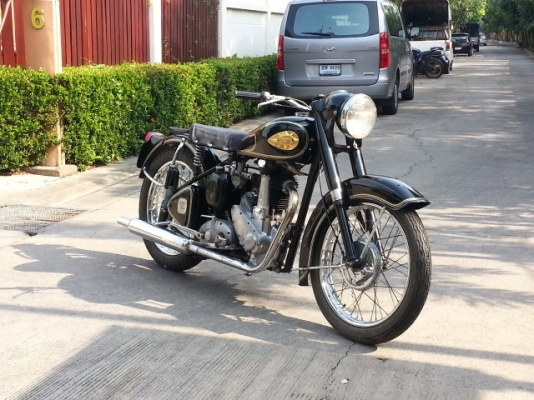 วุฒินนบุรี// BSA m31 350cc. รถสภาพสวยๆเก็บงานมาแล้วเครื่องดีระบบไฟเดิมเดินเบาแทพๆ