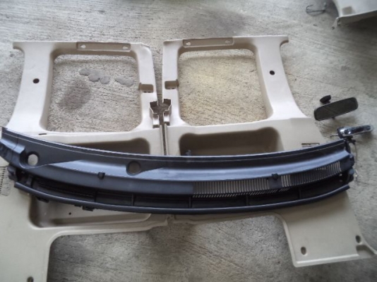 ขายพลาสติกแผงคอจิ้งหรีด วีออส ปี10