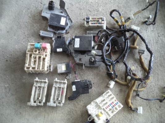 กล่องฟิลว์ ในห้องเครื่อง ดีแม็กซ์ - วีโก้