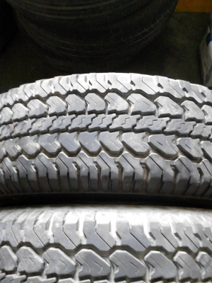 MICHELIN LTX  AT 225/75R15  มี 2 เส้น  TEL.081-427-3941