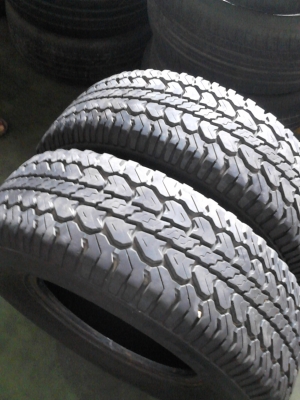MICHELIN LTX  AT 225/75R15  มี 2 เส้น  TEL.081-427-3941