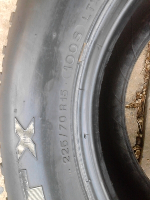 MICHELIN LTX  AT 225/70R15  มี 2 เส้น  TEL.081-427-3941