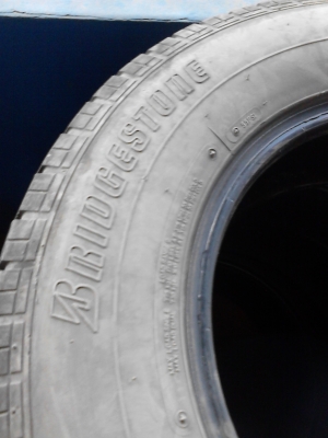 185R14 BRIDGE STONE R623  มี 2 เส้น  TEL.081-427-3941