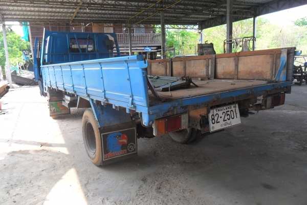 อีซูซุ 6ล้อ 100 แรงม้า ช่วงยาว