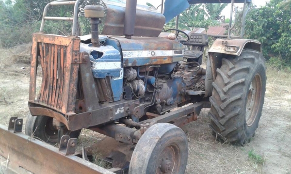 FORD 6610 เสือลาย ตัวเต็ม รถห้างเเท้ บริษัทแองโกล-ไทยจำกัด สภาพพร้อมใช้งาน FORD 6610 เสือลาย ตัวเต็ม รถห้างเเท้ บริษัทแองโกล-ไทยจำกัด สภาพพร้อมใช้งาน