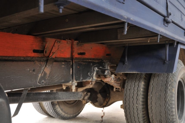 ขายHINO6ล้อ เครื่องฟิตๆ คัสซีสวยกริ๊บๆ ทะเบียนพร้อมโอน 299,000บาท