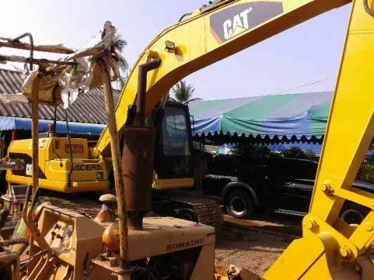 ขายรถแบคโฮ CAT 320B
