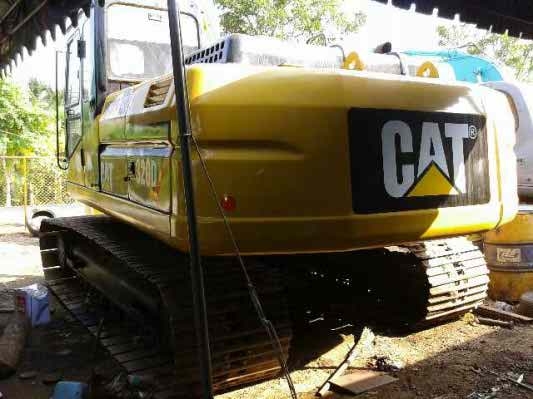 ขายรถแบคโฮ CAT 320B
