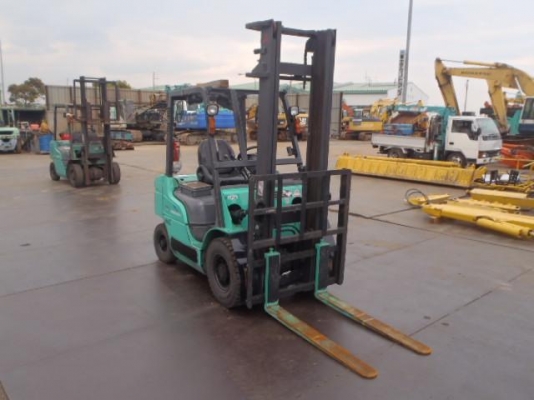 ขายฟอร์คลิฟต์ MITSUBISHI GRANDIA  FG25T ( ติดตั้งแก๊สฟรีมูลค่า 15,000  ) เสา 4  M , เกียร์ AT,  GASOLINE  เดิมแท้จากญี่ปุ่น !!!!!!