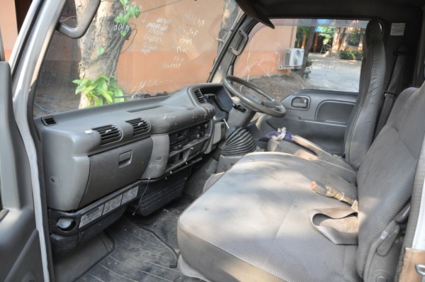 ขายหัว4ล้อ isuzu ELF ช่วงล่างครบ 68,000 บาท