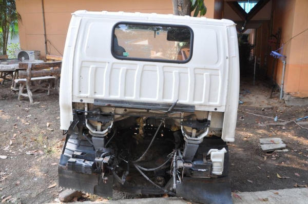 ขายหัว4ล้อ isuzu ELF ช่วงล่างครบ 68,000 บาท