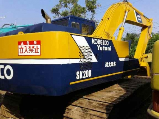 ขายรถแบคโฮ KOBELCO SK200-2