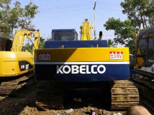 ขายรถแบคโฮ KOBELCO SK200-2