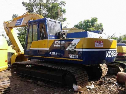ขายรถแบคโฮ KOBELCO SK200-2