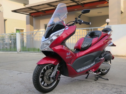ขาย PCX 150i สีแดง ราคา 63,500 บาท  ล้อแม็ก VIP