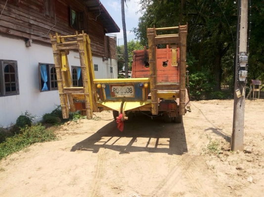 รถบรรทุก 10 ล้อ หน้ายาว ยี่ห้อ ISUZU เครื่อง 6BD 165 แรงม้า พวงมาลัย power