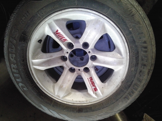 ล้อเล็บเหยี่ยว