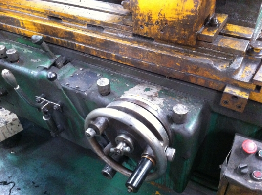 ขายเครื่องเจียรเพลากลม รุ่น 450*2000 mm.(พร้อมใช้)