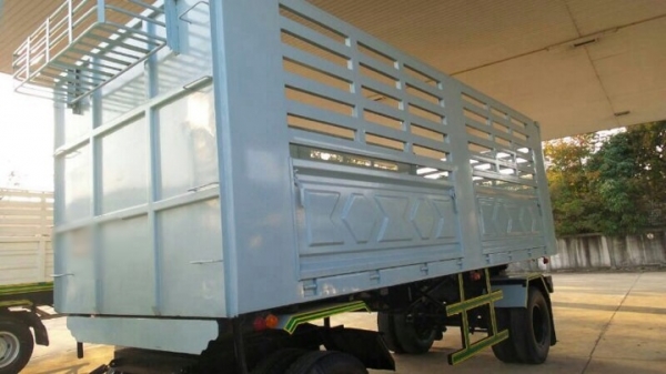 รถอีซูซุ  10 ล้อ  ( ไม่ดั้ม ) 240 แรงม้า. ปี 38  ( ขายแม่ , ลูก )  สนใจติดต่อ 081 - 6079515