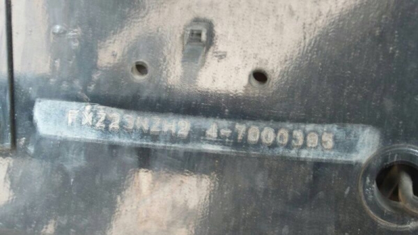 รถอีซูซุ 12 ล้อดั้ม  320  แรงม้า. ปี 49  ( ขายแม่ , ลูก )  สนใจติดต่อ 081 - 6079515