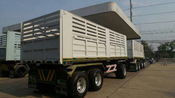 รถอีซูซุ 12 ล้อดั้ม  320  แรงม้า. ปี 49  ( ขายแม่ , ลูก )  สนใจติดต่อ 081 - 6079515