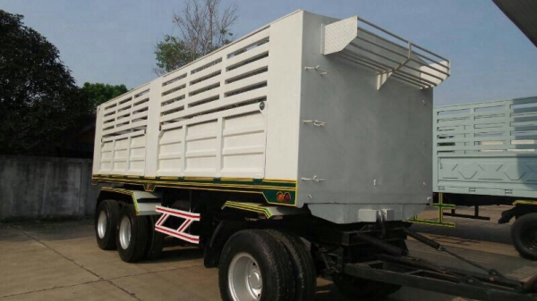 รถอีซูซุ 12 ล้อดั้ม  320  แรงม้า. ปี 49  ( ขายแม่ , ลูก )  สนใจติดต่อ 081 - 6079515