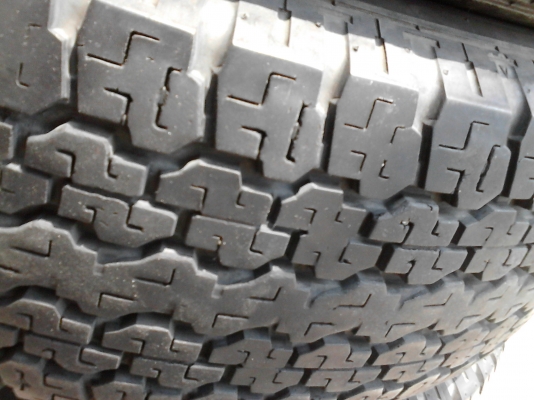 245/70R16  BRIDGE STONE DUELER H/T   มีชุด 4 เส้น  TEL.081-427-3941