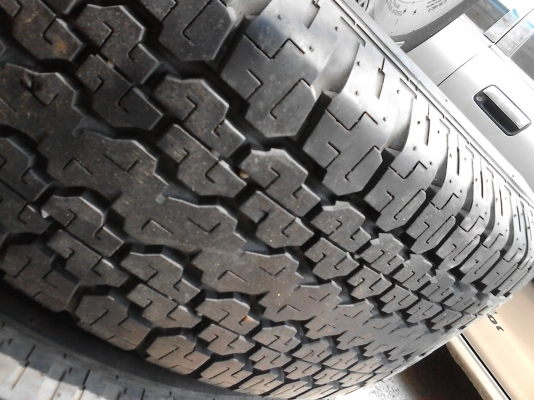 245/70R16  BRIDGE STONE DUELER H/T   มีชุด 4 เส้น  TEL.081-427-3941