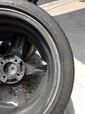 ขาย MAG  VOLH RACING  ( VR ) ขอบ 17  ( 4 รู 100 MM.)  7.0 X 17 J.   ติดต่อ.081-427-3941