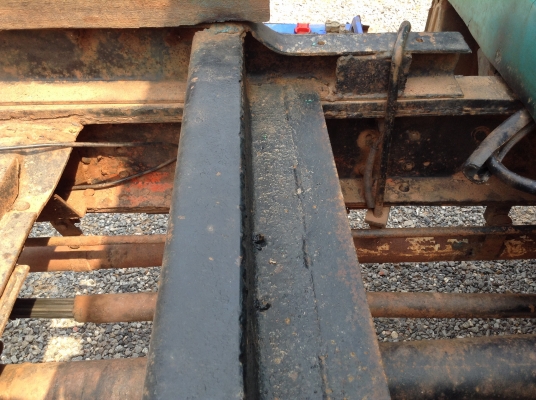 ขาย 6 ล้อหัวยาวดั้ม สภาพพร้อมใช้ เครื่อง DA640 140 แรงม้า เฟืองท้าย FUSO ทะเบียนพร้อมโอนครับ