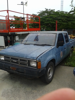 ประกาศขายรถกะบะ 4 ประตู นิสสัน BIG-M เครื่อง SD25 ปี2533โปรโมชั่นคนขายออกค่าจดทะเบียนให้ใหม่ครับ