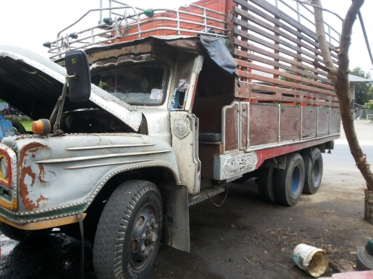 สิบล้อหัวยาว Isuzu เครื่อง 6BF เกียร์ ร็อค ช่วงล่าง ซูโซ่