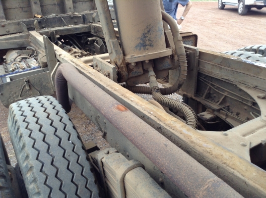 ขาย 10 ล้อหัวยาว 2 เพลาดั้มพร้อมใช้ สโลว์กลาง เครื่อง 6BB1 145 แรงม้า พวงมาลัยพาวเวอร์ ช่วงล่างแต่งเพลาโบกี้ใหญ่ ยางเต็มทุกเส้น ทะเบียนเต็มพร้อมโอน