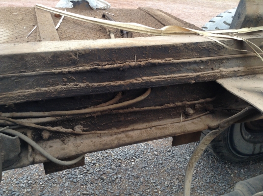 ขาย 10 ล้อหัวยาว 2 เพลาดั้มพร้อมใช้ สโลว์กลาง เครื่อง 6BB1 145 แรงม้า พวงมาลัยพาวเวอร์ ช่วงล่างแต่งเพลาโบกี้ใหญ่ ยางเต็มทุกเส้น ทะเบียนเต็มพร้อมโอน