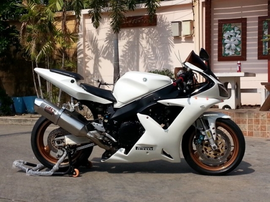 วุฒินนบุรี// YZF 1000cc. ปี1998 แฟริ่งแต่ง R1 ปี08 สวยๆเครื่องรถพร้อมใช้คับ
